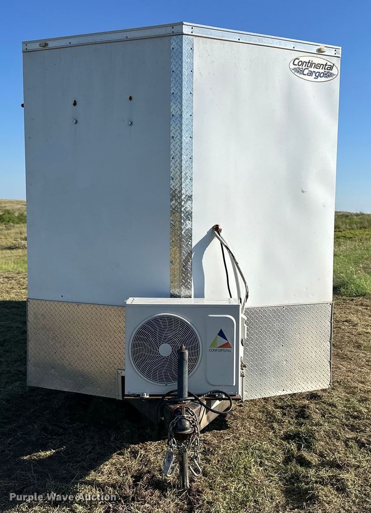 image for item OM9606 2021 Forest River spray foam trailer