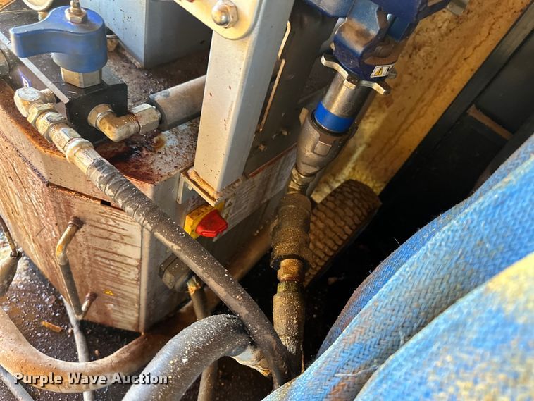 image for item OM9606 2021 Forest River spray foam trailer