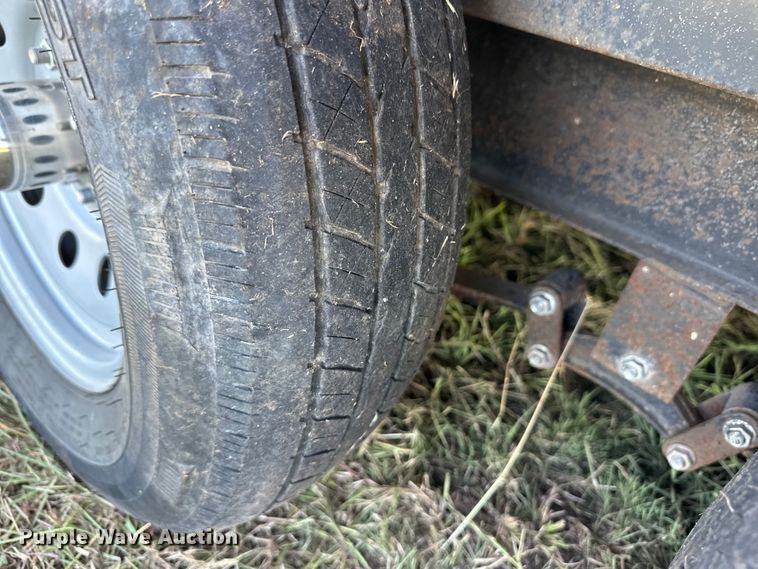 image for item OM9606 2021 Forest River spray foam trailer