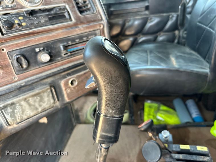 image for item DG4469 1999 Freightliner  FLD dump truck