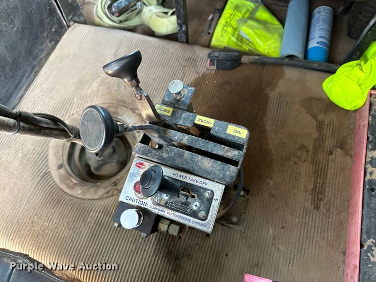 image for item DG4469 1999 Freightliner  FLD dump truck