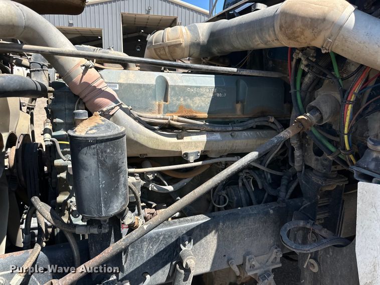 image for item DG4469 1999 Freightliner  FLD dump truck