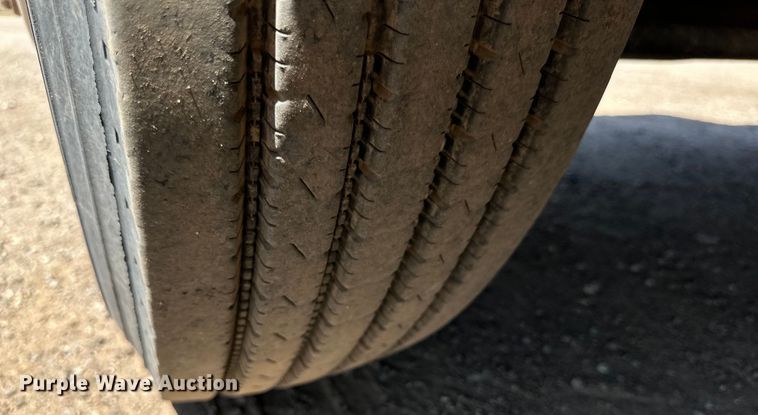 image for item DG4469 1999 Freightliner  FLD dump truck