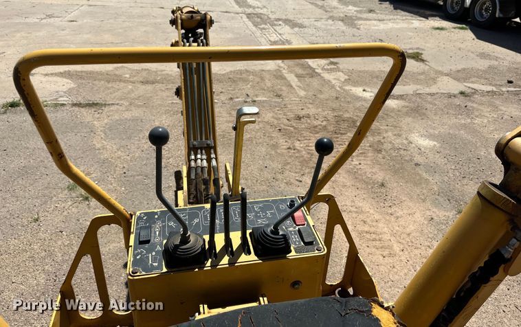 image for item DK6664 2009 Vermeer RTX750 trencher