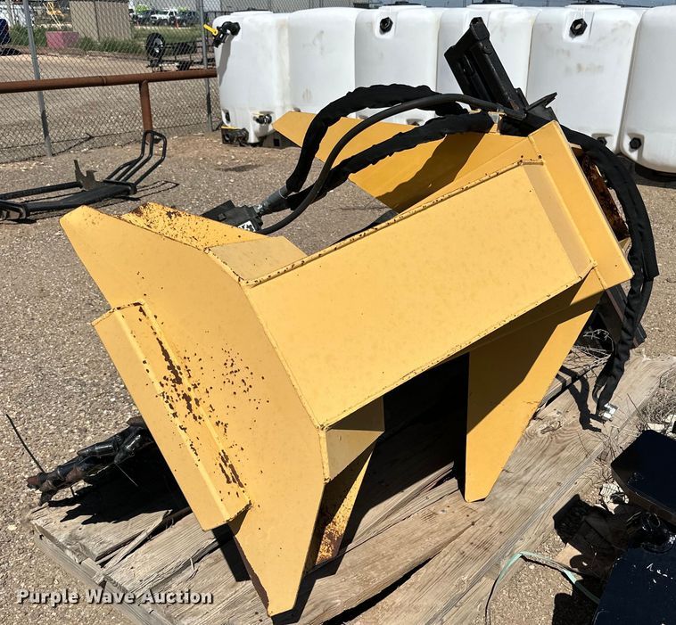 image for item DK6664 2009 Vermeer RTX750 trencher