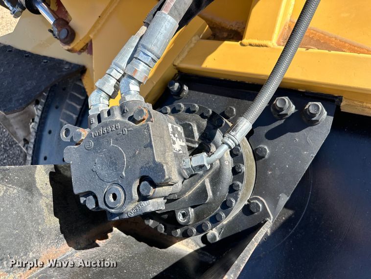 image for item DK6664 2009 Vermeer RTX750 trencher