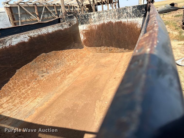 image for item DK6729 2020 Mack Granite dump truck