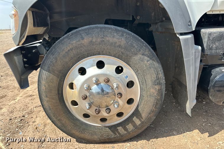 image for item DK6729 2020 Mack Granite dump truck