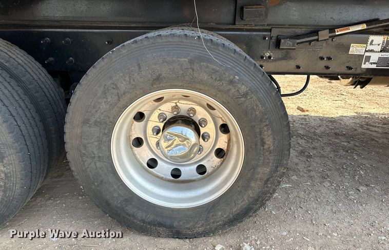 image for item DK6729 2020 Mack Granite dump truck