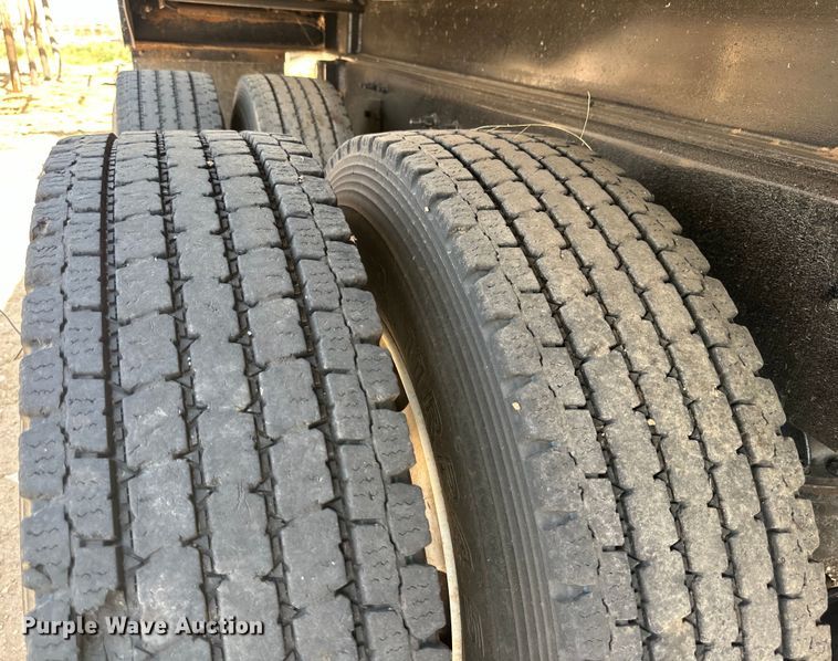 image for item DK6729 2020 Mack Granite dump truck