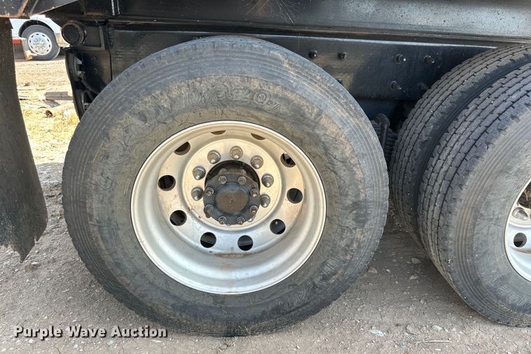 image for item DK6729 2020 Mack Granite dump truck