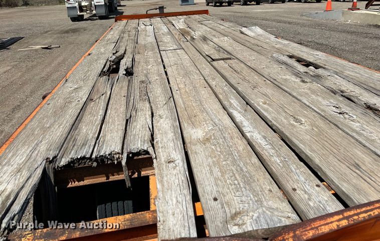 image for item DK6735 1999 Equipment trailer