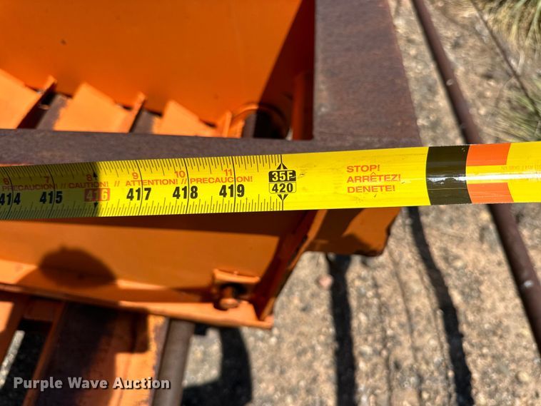 image for item DK6735 1999 Equipment trailer