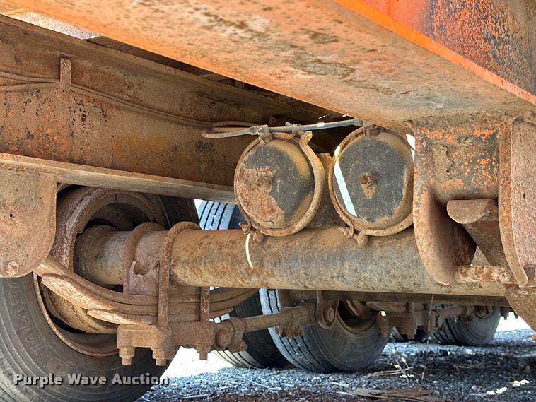 image for item DK6735 1999 Equipment trailer