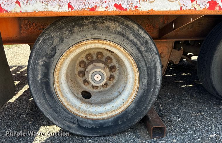 image for item DK6735 1999 Equipment trailer