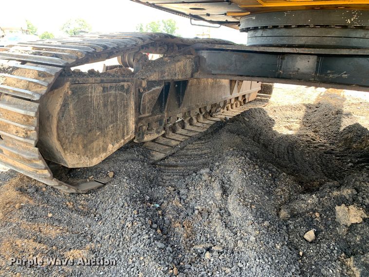 image for item DM1743 2015 John Deere 470G LC excavator