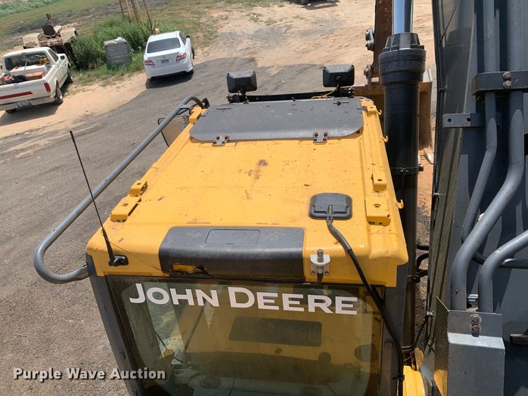 image for item DM1743 2015 John Deere 470G LC excavator