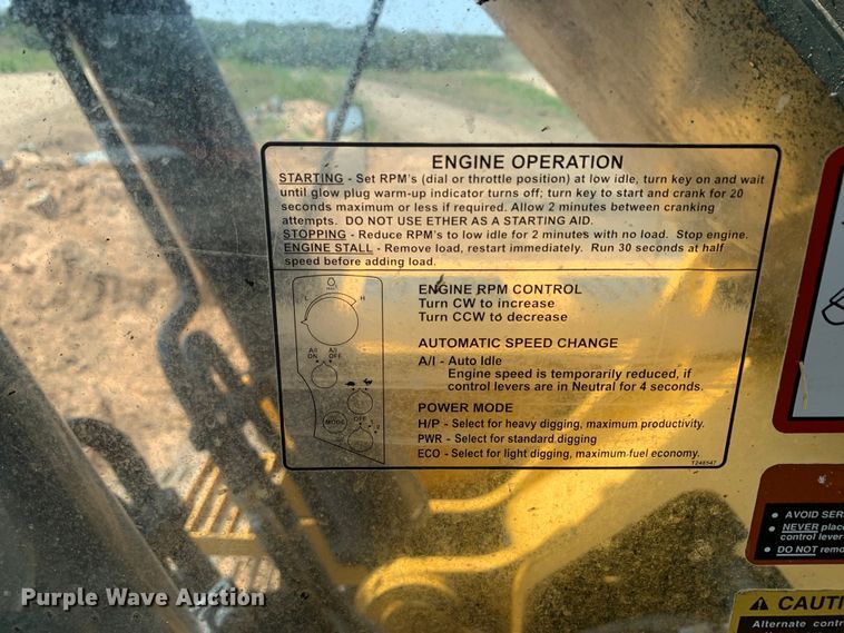 image for item DM1743 2015 John Deere 470G LC excavator