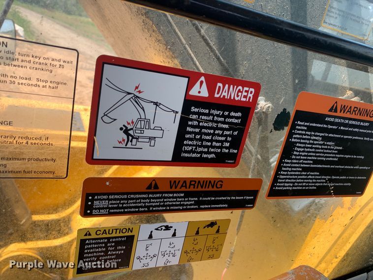 image for item DM1743 2015 John Deere 470G LC excavator