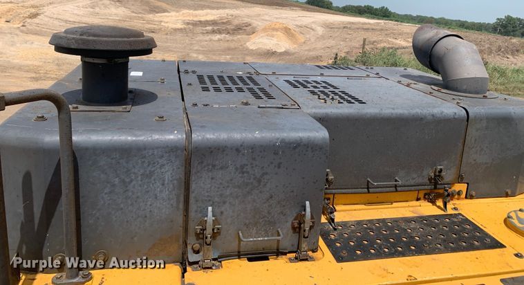 image for item DM1743 2015 John Deere 470G LC excavator