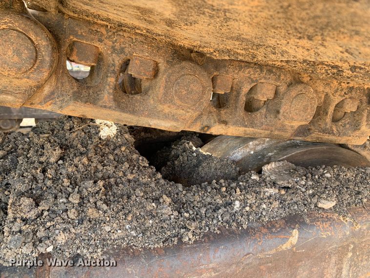 image for item DM1743 2015 John Deere 470G LC excavator