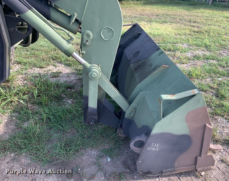 image for item DM1747 1988 Freightliner  Unimog FLU419 emplacement excavator