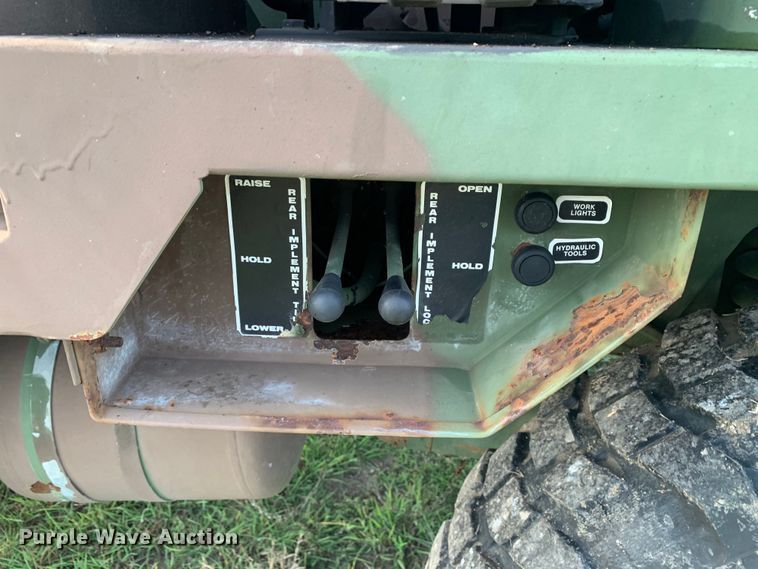 image for item DM1747 1988 Freightliner  Unimog FLU419 emplacement excavator