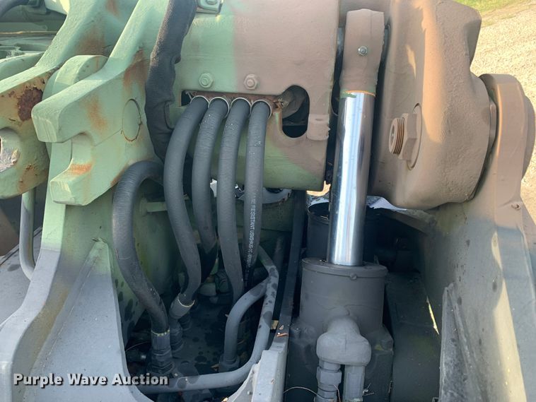 image for item DM1747 1988 Freightliner  Unimog FLU419 emplacement excavator