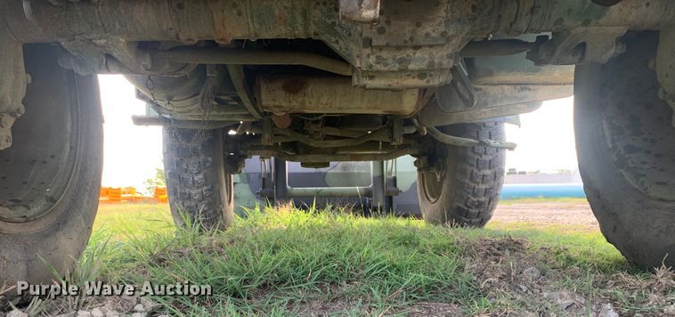 image for item DM1747 1988 Freightliner  Unimog FLU419 emplacement excavator