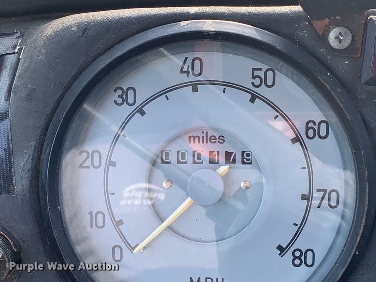 image for item DM1747 1988 Freightliner  Unimog FLU419 emplacement excavator