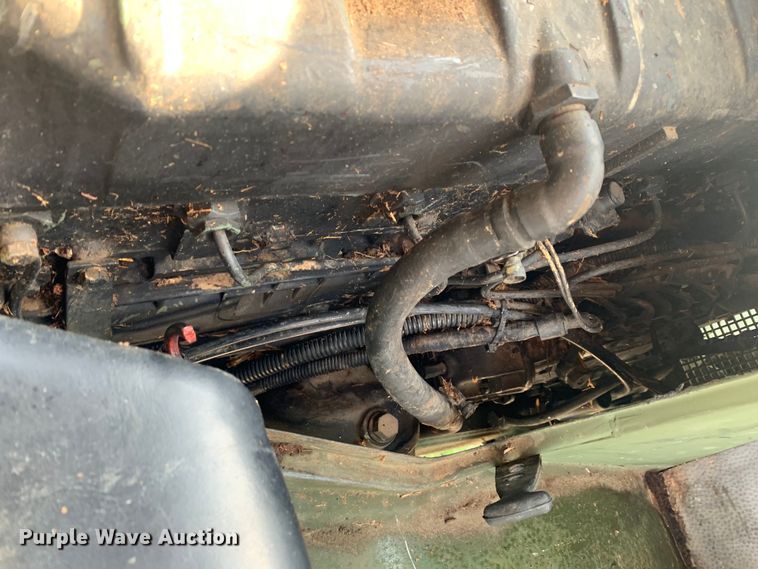 image for item DM1747 1988 Freightliner  Unimog FLU419 emplacement excavator