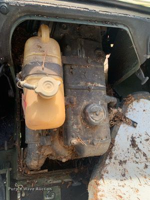 image for item DM1747 1988 Freightliner  Unimog FLU419 emplacement excavator