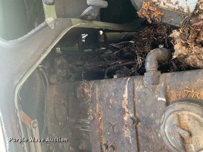 image for item DM1747 1988 Freightliner  Unimog FLU419 emplacement excavator