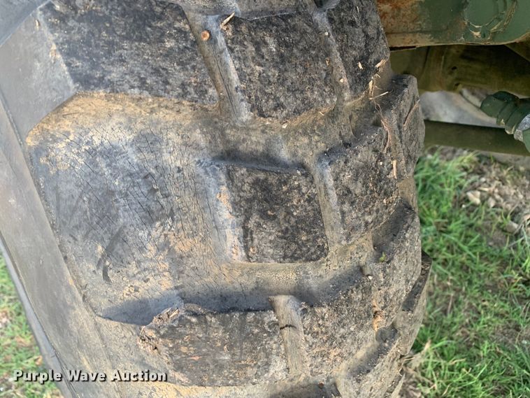 image for item DM1747 1988 Freightliner  Unimog FLU419 emplacement excavator