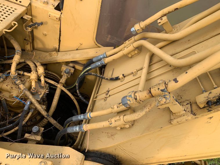 image for item DM7955 1994 Caterpillar 325L excavator