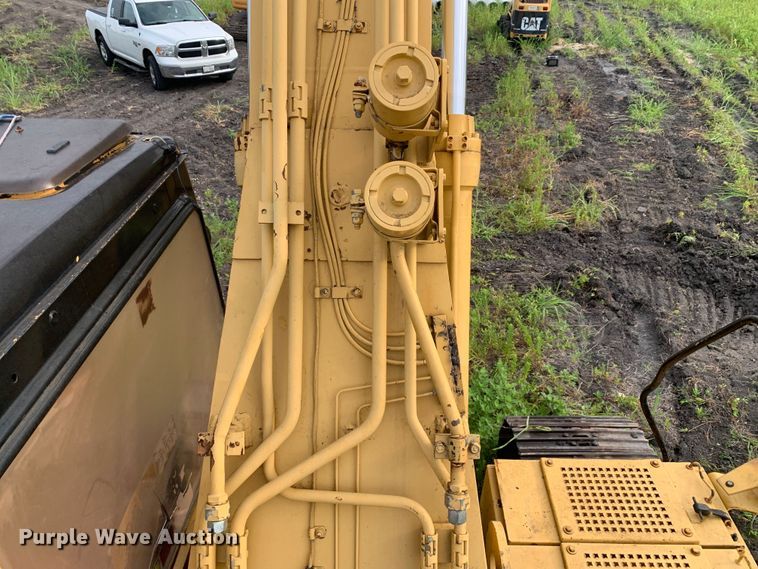 image for item DM7955 1994 Caterpillar 325L excavator