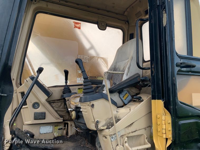 image for item DM7955 1994 Caterpillar 325L excavator