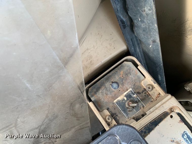 image for item DM7955 1994 Caterpillar 325L excavator