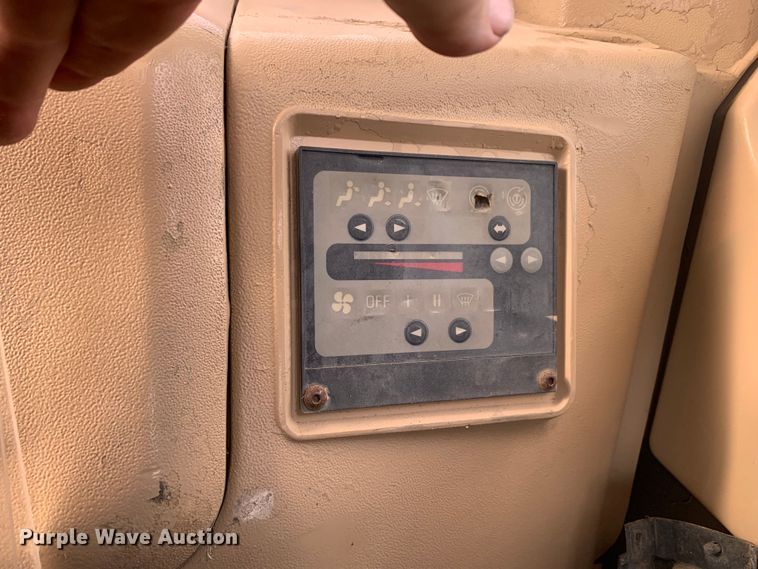 image for item DM7955 1994 Caterpillar 325L excavator