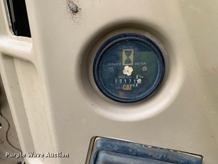 image for item DM7955 1994 Caterpillar 325L excavator