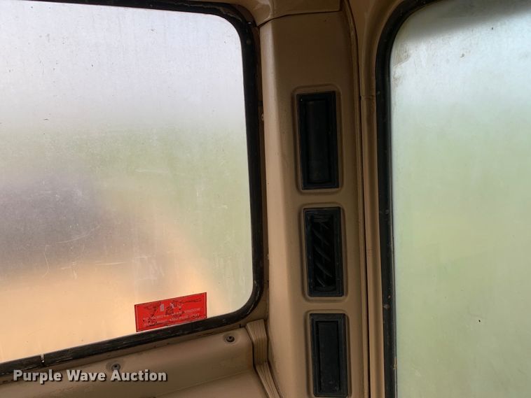 image for item DM7955 1994 Caterpillar 325L excavator