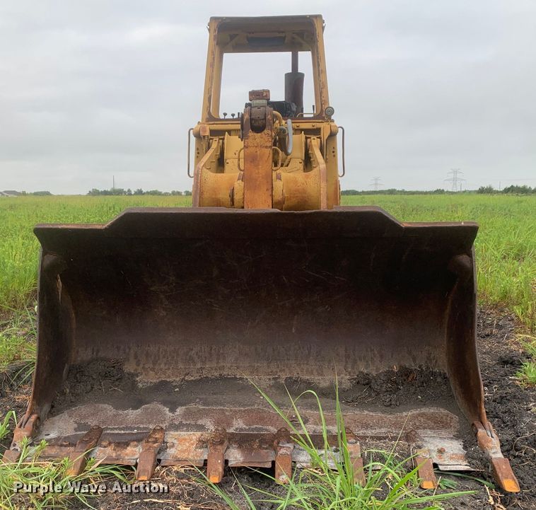 image for item DM7956 1987 Caterpillar 963 loader