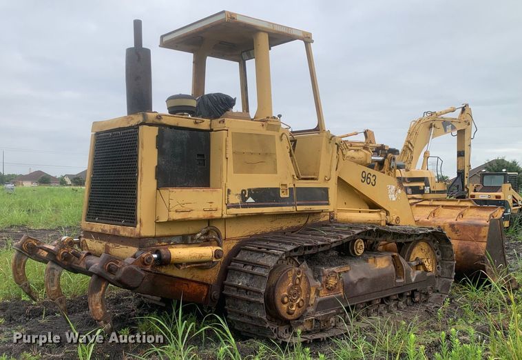 image for item DM7956 1987 Caterpillar 963 loader