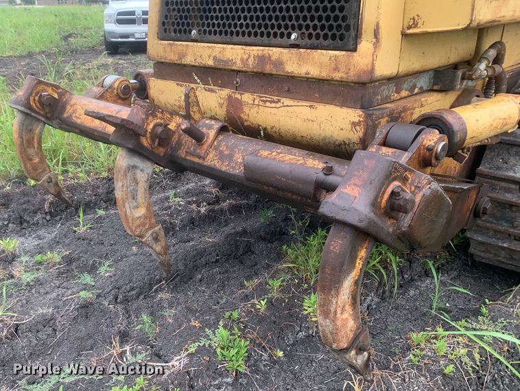 image for item DM7956 1987 Caterpillar 963 loader