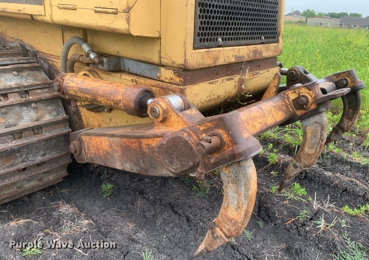 image for item DM7956 1987 Caterpillar 963 loader