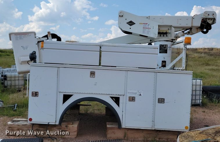 image for item DN6487 Knapheide  6133HC bucket truck bed 