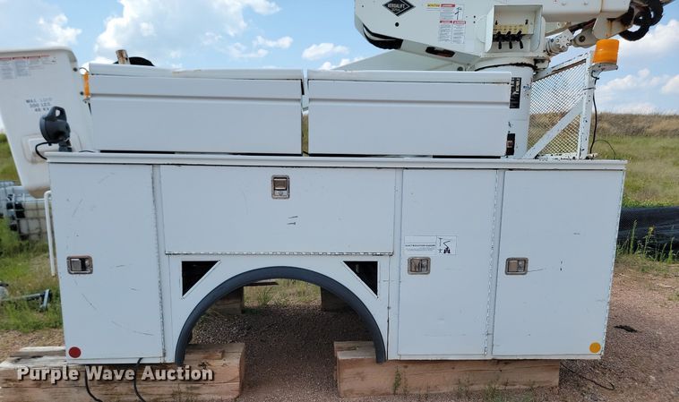 image for item DN6487 Knapheide  6133HC bucket truck bed 