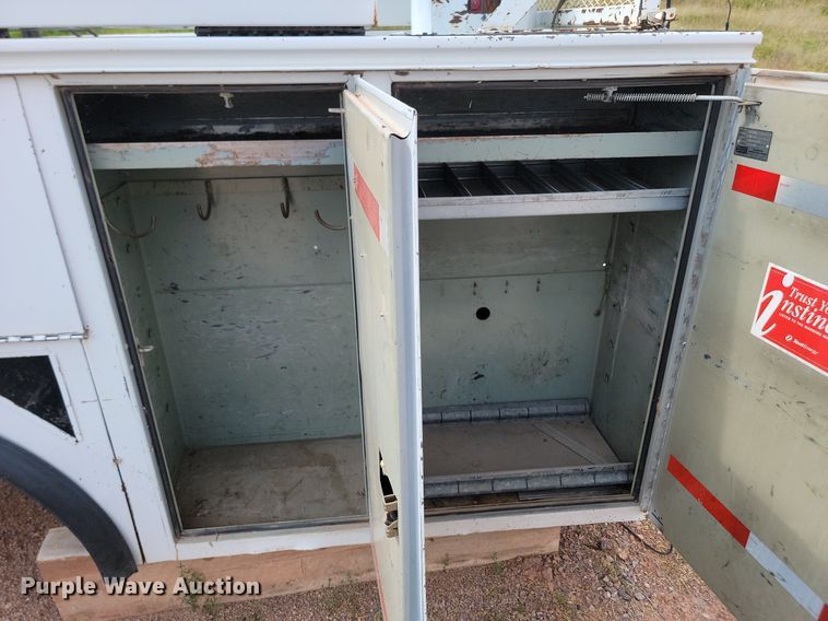 image for item DN6487 Knapheide  6133HC bucket truck bed 