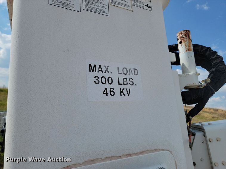 image for item DN6487 Knapheide  6133HC bucket truck bed 