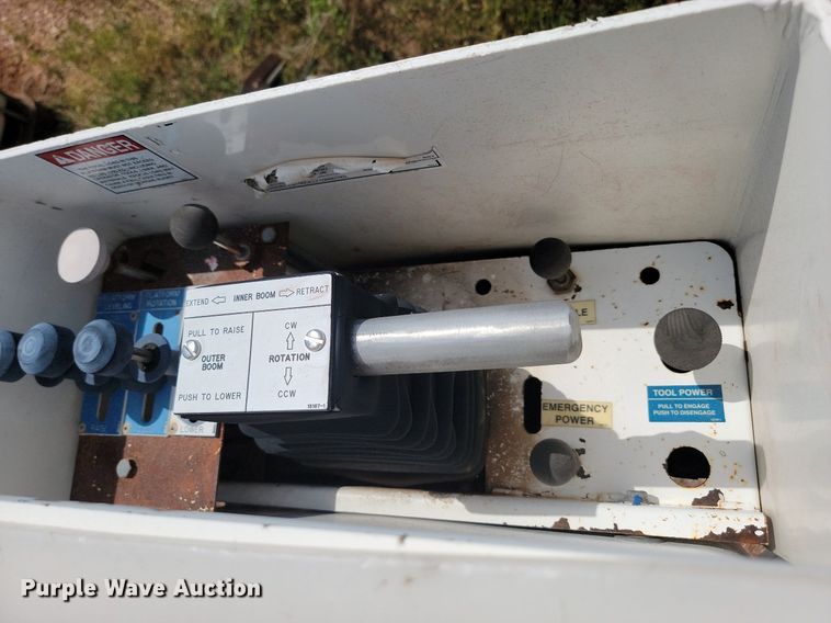 image for item DN6487 Knapheide  6133HC bucket truck bed 